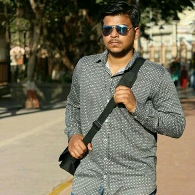 zala_vivek's profile picture. ιη уσυя ѕмιℓє ι ѕєє ѕσмєтнιηg мσяє вєαυтιƒυℓ тнαη тнє ѕтαяѕ.