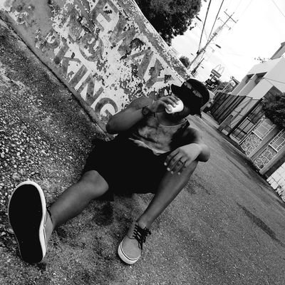 roddwilling's profile picture. Field notes