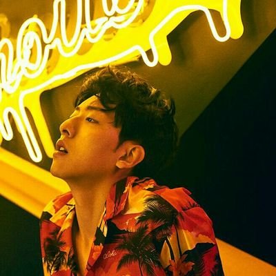 Lee Jungshin's Faceclaim  ■ ig: jsbassist • 
kkt: gold26c
CIKITXH