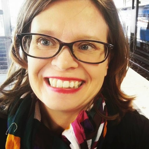 MiiaValento's profile picture. Product owner, työhyvinvoinnin puolestapuhuja, suunnittelija, varhaiskasvatuksen opettaja, lausunnan, laulun ja saksofonin sekä pianonsoiton harrastaja.