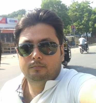 Vinayra36059598's profile picture. जीवन का सबसे बड़ा गुरु वक्त होता हैं क्योंकि,
जो वक्त सिखाता है वो कोई और नहीं सिखा पाता।