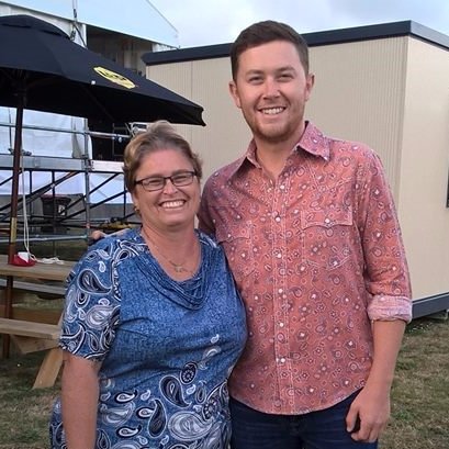 Proud Aussie, Wife, Mother of 3, Teacher, adores Scotty McCreery, Ronan Keating, Scott Moir and Brisbane Broncos & Essendon Bombers football teams!