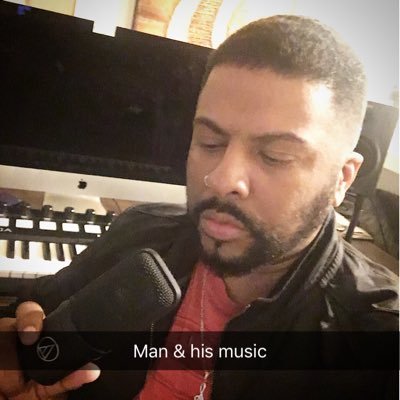 Music Producer for JamieFoxx/RickRoss/Miley Cyrus/P!NK/Quentin Tarantino/Baby Face/Snoop Dogg/KrazyieBone & much more instagram https://t.co/vpPhitYU6X