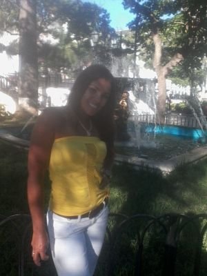 Estudiante del iuta región capital , amo a mis hijos ,que Dios siempre me lo lleve por el camino del bien !!!