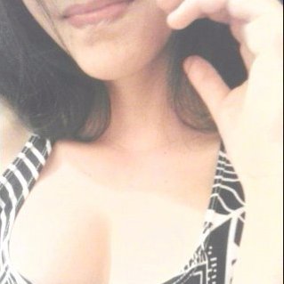 julia32791's profile picture. WhatsApp:984286233