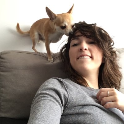 🐶 Muffin, chihuahua de dos años protagonista de mi vida y de este canal❗ 👩🏻su dueña Lorena 🎥YouTube: Amigos Perrunos 📍Madrid , Spain