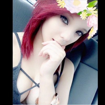 bihm_cheyenne's profile picture. Skateboarding, rock concerts, life on edge, PTSD at only 16 😂😂 LOVE TO ALL good vibes fuck labels