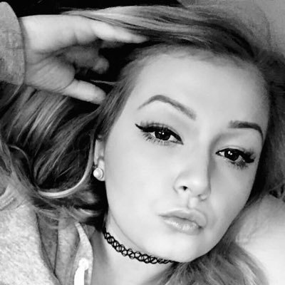 AnjelaFomin's profile picture. “You are altogether beautiful, my darling, beautiful in every way.” — Song of Solomon 4:7  #TTTV⚱️