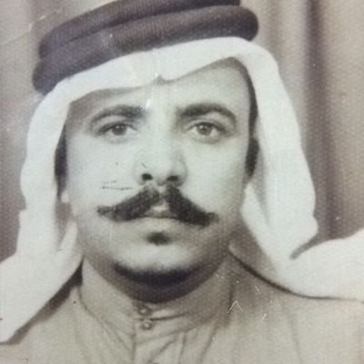 يقول ابنٌ جذنان ي فارجٓ الهـم؟ افرجٰ عٌ من عكرٌ الوقت جٓـــوهٍ : يحلهآ ويملهاٰ وانت اعلـــــمَ؟ اعلمَ من اليٌ مخبيٰ الوقتَ توهْْ