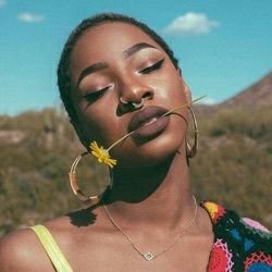 PinkFlowers206's profile picture. 