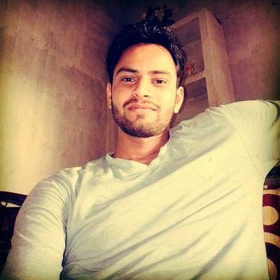 मैं किसी पार्टी का समर्थन नही करता , मैं हिन्दू धर्म और अपने   देश का समर्थन करता हो