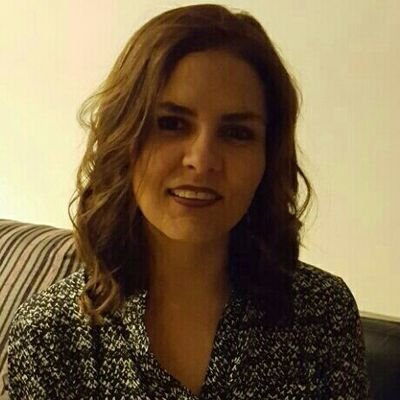 Doctora en Ciencias Políticas y Sociales, Maestra en Derechos Humanos y Democracia, Politóloga internacionalista. Transparentóloga y profesora de ❤️.