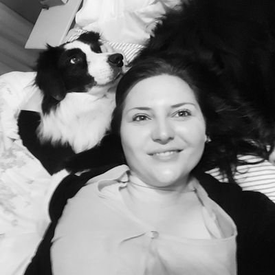 NicoleHamman's profile picture. Dogter, suster, tannie, vriendin, predikant, musiek student, bakster, tee drinker, dromer...