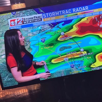 Morning Meteorologist for @CBS12
I like eating, wearing sweatpants and staying home
@UF and @MSState Alumna, https://t.co/eB8g6iyhEW