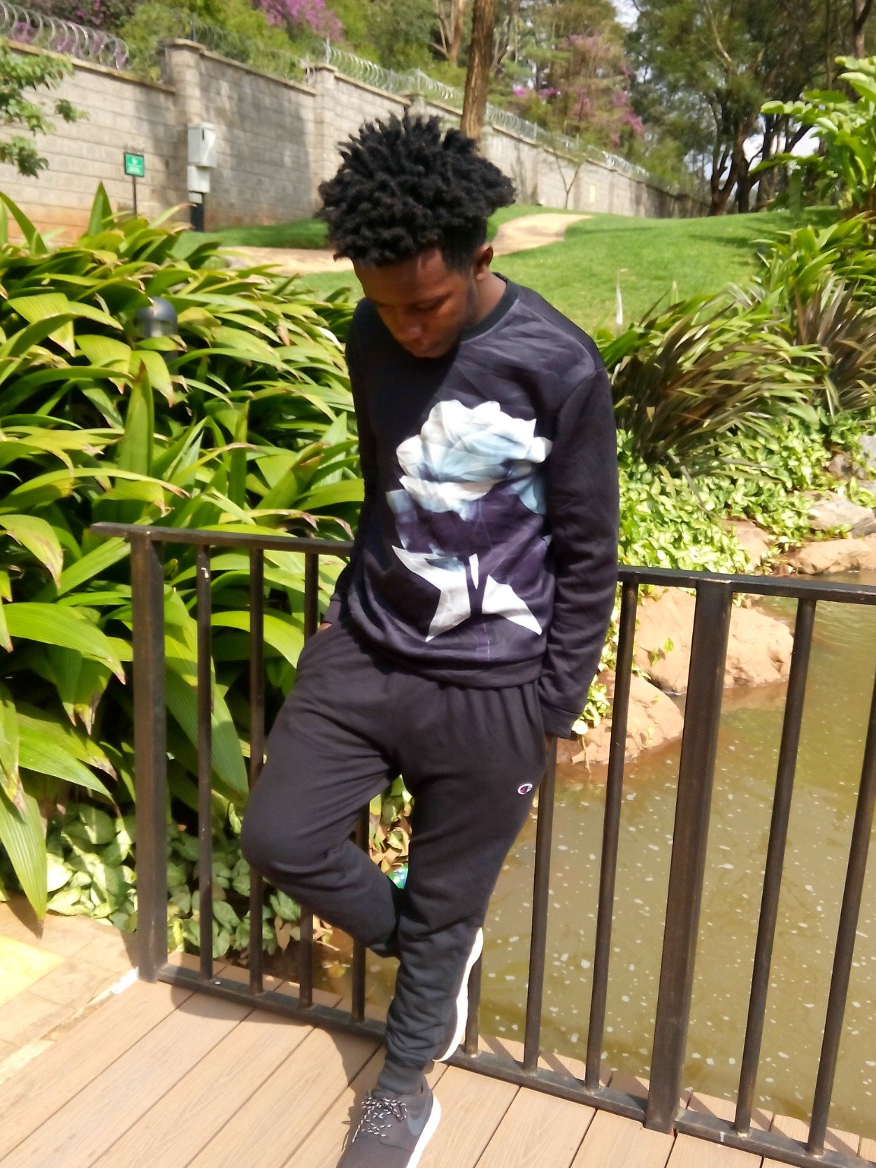 Trust the process |
Software developer ||
AWS SAA Certified |
Moringa School Alumnus.
Documenting my journey to becoming a cloud engineer.
