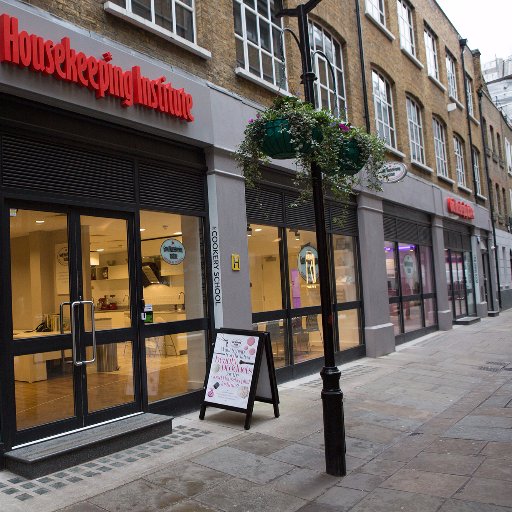 The Good Housekeeping Institute Venue is available to hire for press & product launch events, corporate hire. diningroom@goodhousekeeping.co.uk / 0207 439 5177