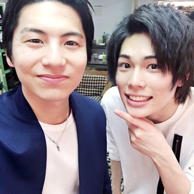 主に 飯山裕太さん、宮崎秋人さん、B2takes!!、薄ミュ、ペダステ、刀ステ出演の役者さんを応援しています。 たまに つぶやいたりするかも!?  そして、たまに お取引で使ったりします。 だいぶ前に成人済。  東京のお隣さん在住。