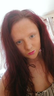 Samantha 21 years old 1 child Carson aj 11/11/15 the day my life changed for the better .. from ballyfermot