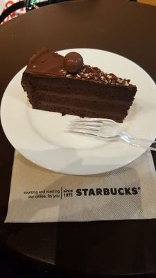 yCQ4Bxvie8d2ATm's profile picture. 