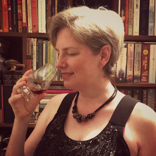 Canadian lass, Mumbai based, whisky afficianado, sharing tasting experiences with friends!