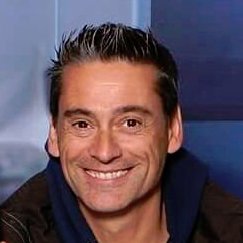 rfont10's profile picture. 