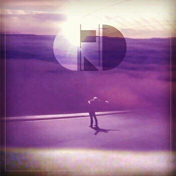 A triphop - indie post - downtempo music band set it up in Athens, Greece. Debut EP *First Circle* released digitally at July 2015.