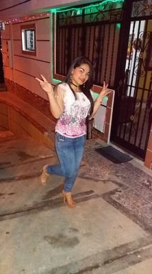 Vanessad2912's profile picture. Musica Moda Nacional Moda