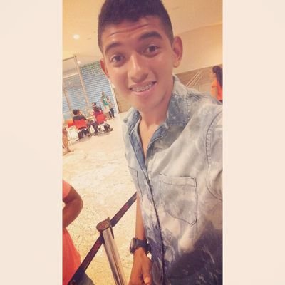 Primeira oportunidade de ser feliz, embarque.