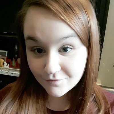 kita_b95's profile picture. Officially a Vet Assistant and can't wait to start living my life..