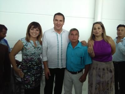 AmericaDomngue1's profile picture. Noticias Noticiero Negocios Política México Política Futbol Internacional Futbol Internacional Economía