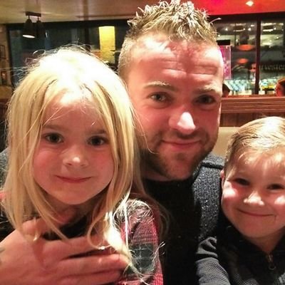 00AdamCjonesy's profile picture. 👍