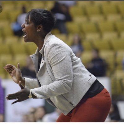 USM 🦅🏀⛹🏾‍♀️ Former WNBA player & coach, 🌊alum.