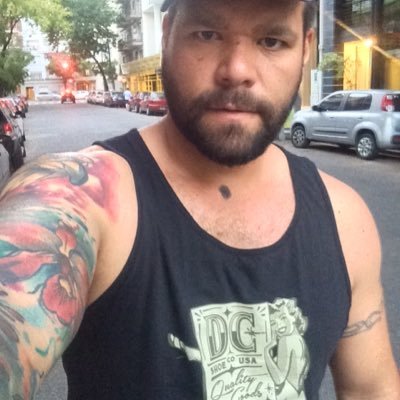 JoseSanchexx's profile picture. si vas a hablar que sea para algo que valga la pena