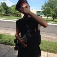 . (@elwaynee) Twitter profile photo