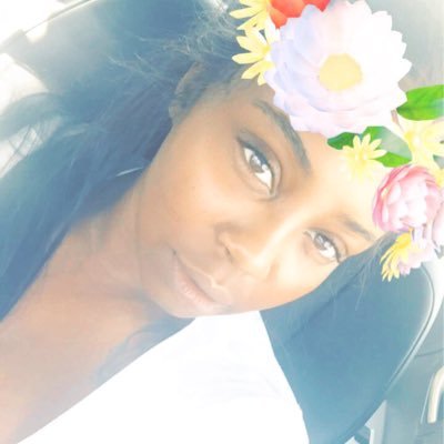 F O L L O W ! Bad bitches I'm yah leader !