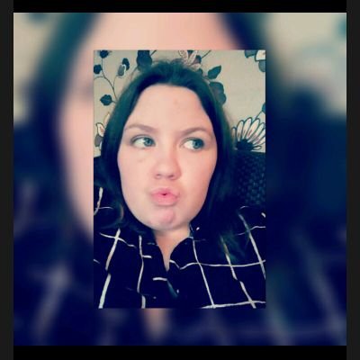 I love my big twin,@Onedlovatic98😍💕
Tell you a secret, I'm not alarmed, So what if im crazy? The best people are!!😉