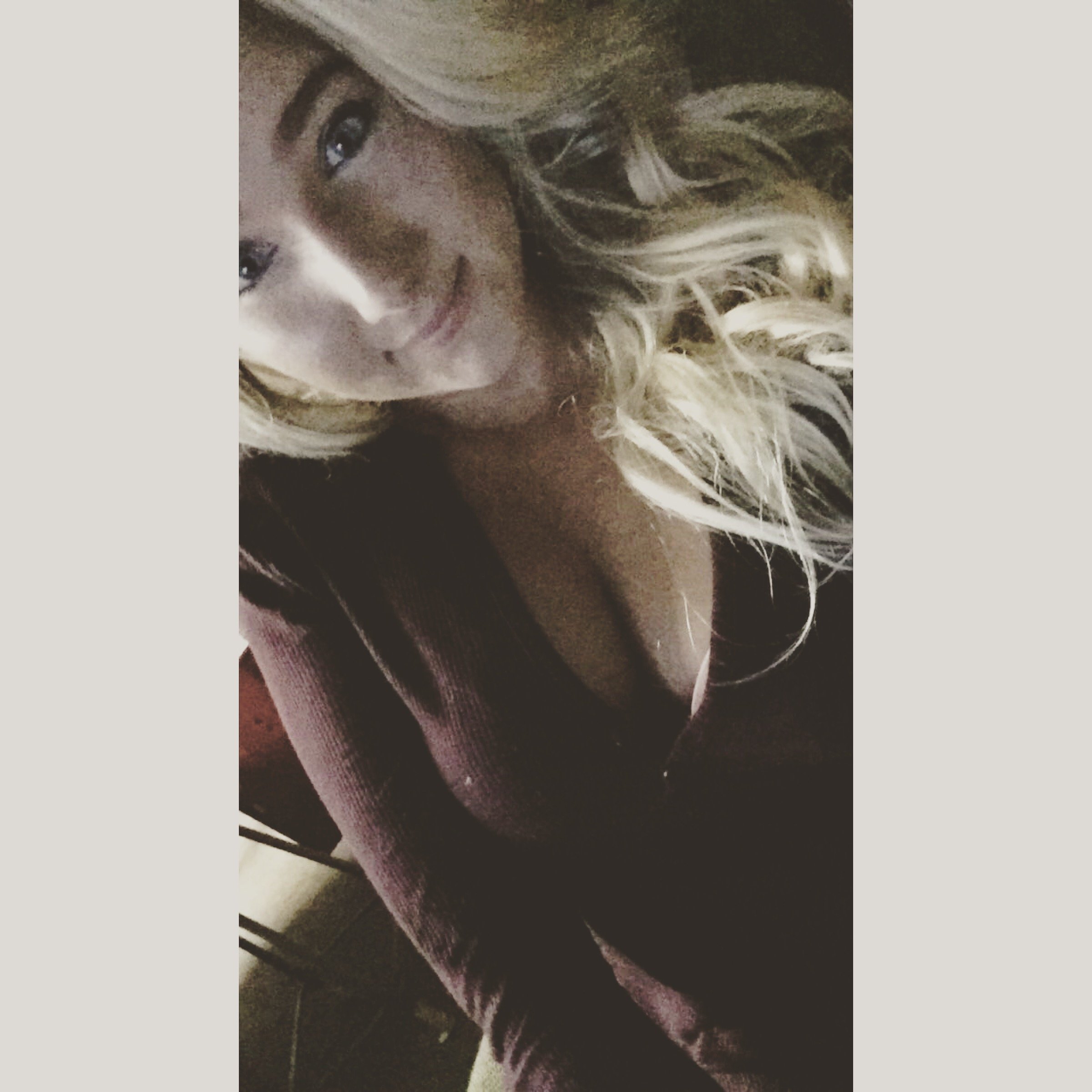 Insta: Ainsley_Napier , Model. Country Gal. Canada:) 25