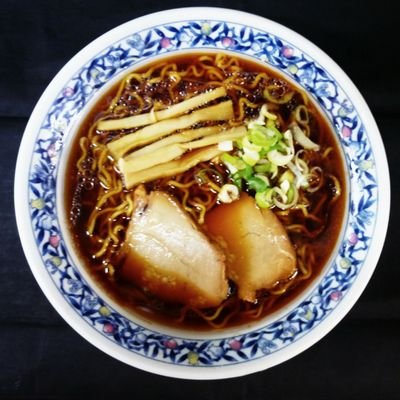 10席程の小さなラーメン屋です！                       
Ｘは、ほぼ業務連絡てす。