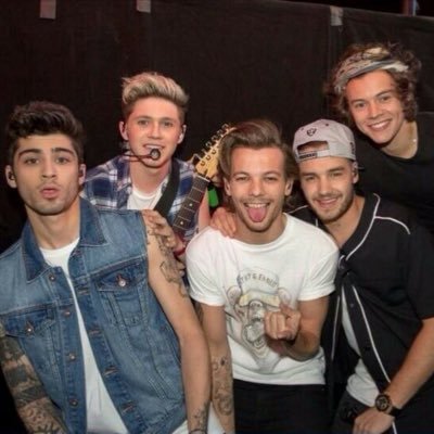 ohh_bullshit's profile picture. ✨22 . Jonatic and Directioner Марвел головного мозга, фандомная шлюха. Все ещё верю в Ларри ☄️Peace,hope & hippie love ☮♡♥