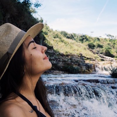 dornellasbia's profile picture. só agradece