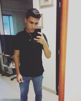 sebas_arci's profile picture. la vida es como él dicho de los drogos vacilate la nota y q la nota no te vacile a ti así q vacilate la vida y q la vida no te vacile a ti
instagram:sebasguati