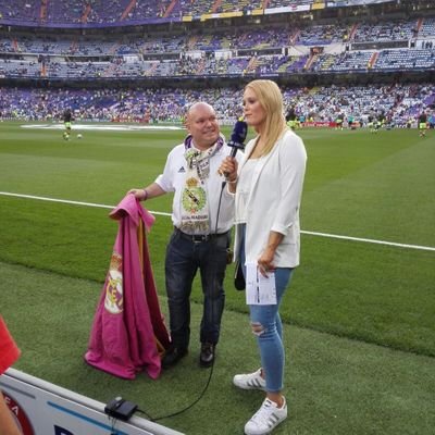 madridista hasta el morír!! en las buenas y en las malas.
socio euroabonado 12.732