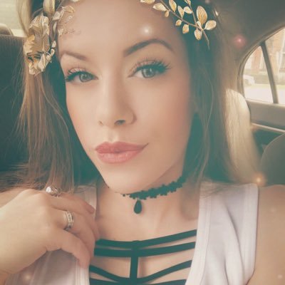 JohannaBanana92's profile picture. 🤷🏼‍♀️