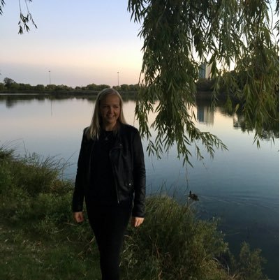yulianotjulia's profile picture. finished CS at UofT