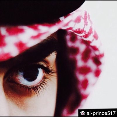 اللهم في كل دقيقة تمر على أمي في قبرها أسألك أن تفتح لها باباً تهب منه نسائم الجنة لا يسد أبداً   للهم إرحمها واغفر لها وإجعل قبرها روضة من رياض الجنه يارب