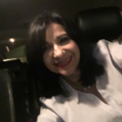 Mujer maravilla venezolana mama de rose y otto, católica soñadora 100% demócrata Venezuela libre