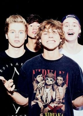Deutscher 5SOS Account
🔹Updates
🔸Pics & Videos
🔹Danke an alle