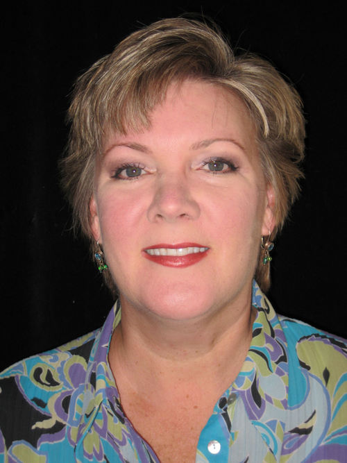 I am a fundraising consultant in the Phoenix area and I love to connect with people! And I'm not the TV attorney!