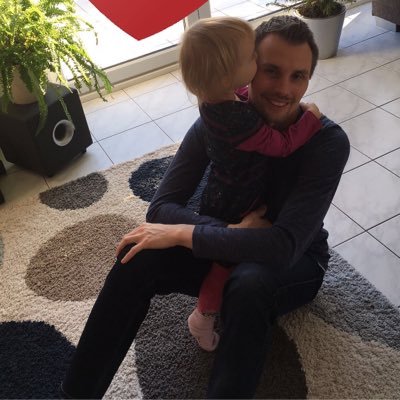 Jahrgang 77, Teilzeit-Student und stolzer Papa einer Tochter