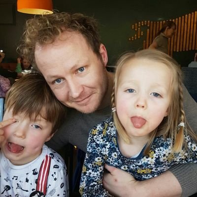 philsfrolics's profile picture. Child-herder.
Of the North, in the south.